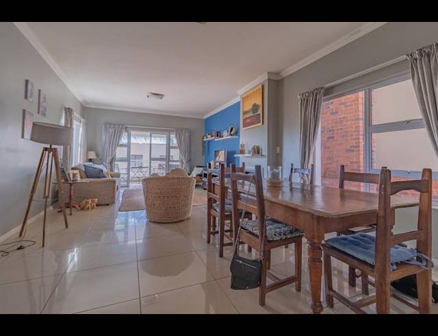 2 BEDROOM TOWNHOUSE FOR SALE IN GREENSTONE HILL
